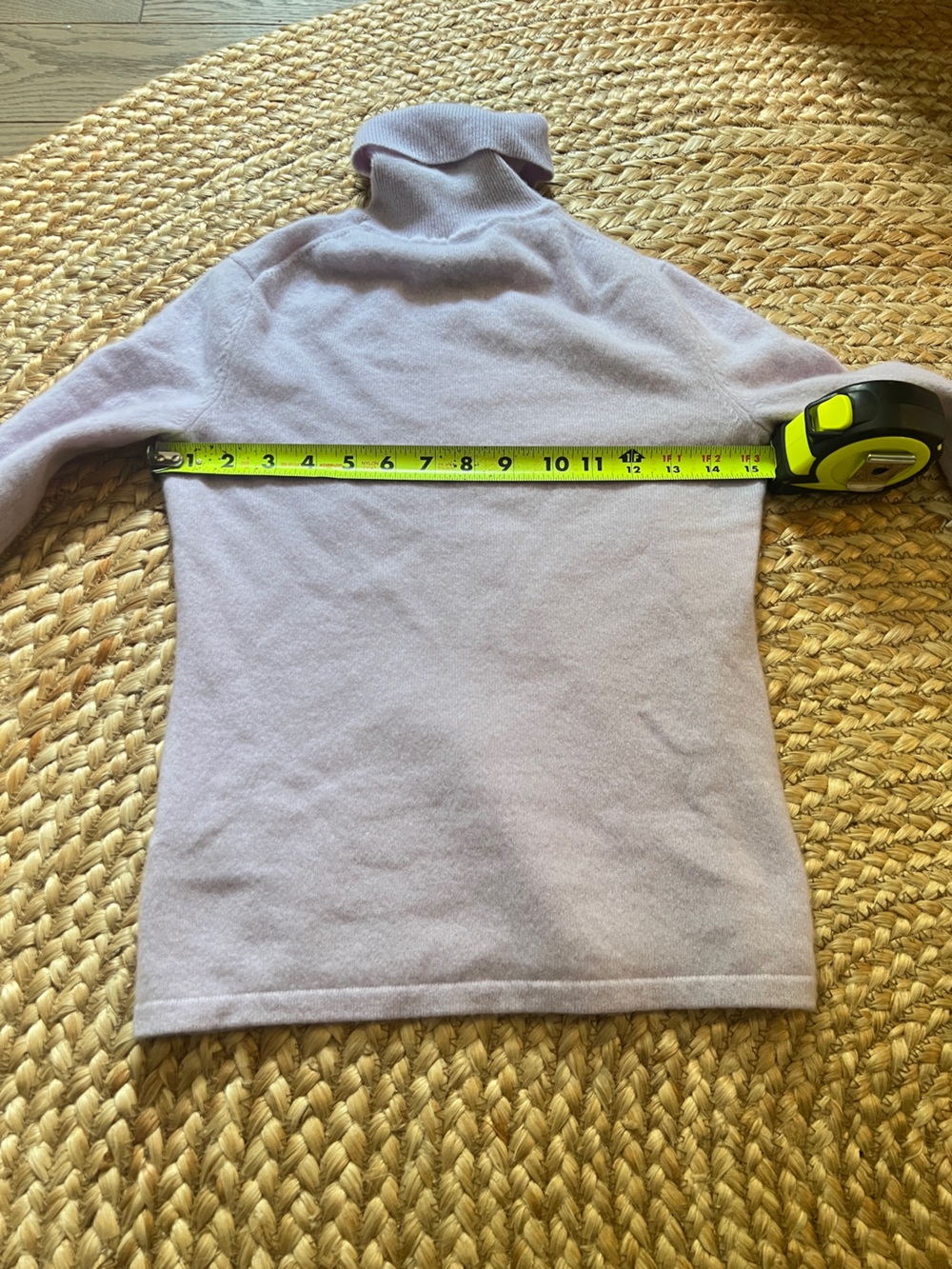 Lord & Taylor 100% Cashmere Lilac Turtleneck Sweater S - Picture 5 of 6